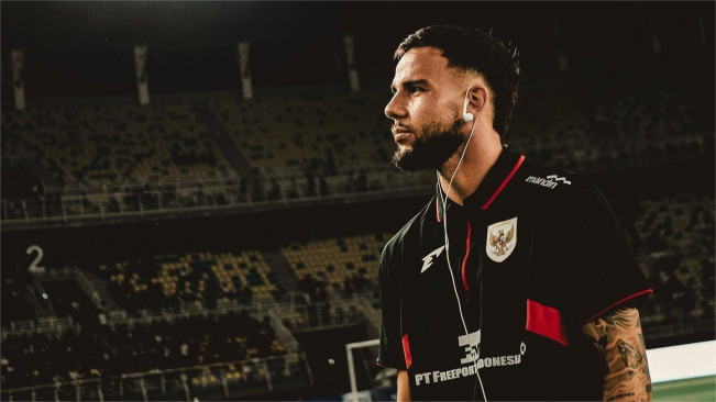 Calvin Verdonk saat di Stadion Gelora Bung Tomo. (ig c.verdonk)